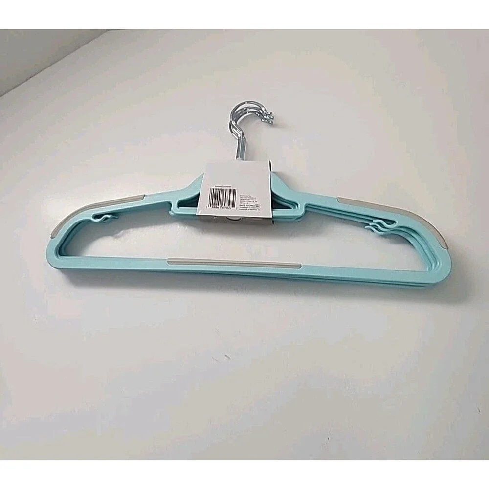 3 6-PACKS 18 TRUE LIVING Sure Grip Slim Hangers PLASTIC HANGERS 17.75